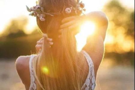 夏季出生宝宝的命运揭秘：如何让他们在阳光下绽放