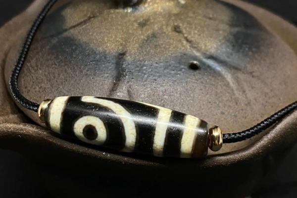 宝剑金命的文玩佩戴指南：助运提升，彰显风采！