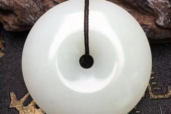 金命人士适合佩戴的手链与风水搭配指南