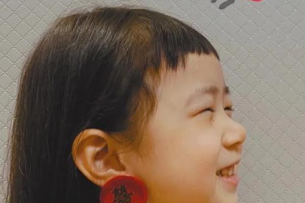 女孩头发细软，命运如何与运势密切相关？解读她们的独特魅力与人生机遇！