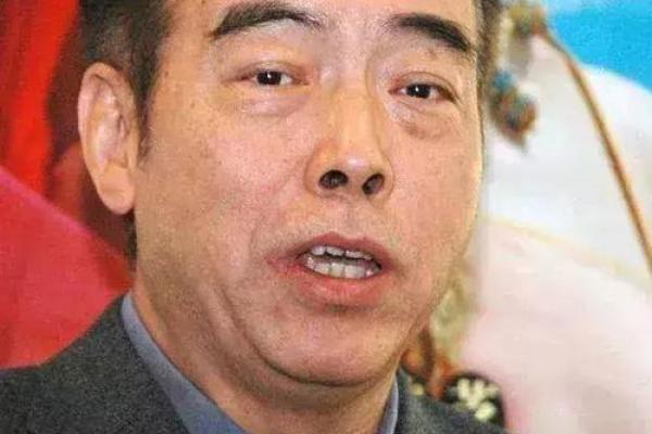 71年出生的男人：独特的命运与人生轨迹