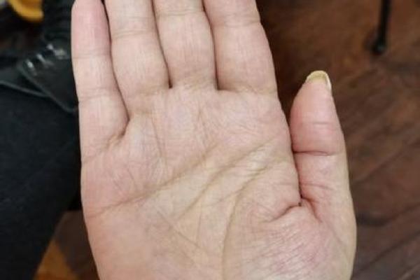 手指粗短的男人，命运是否注定？探寻人生的不同可能性