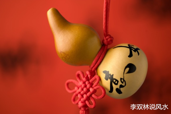 解密天生喜水命格:水灵之人如何与众不同 解密天生喜水命格:水灵之人如何与众不同