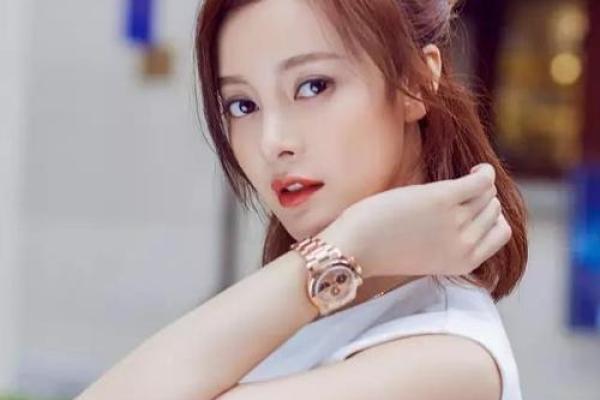 根据命格看乖巧善良的长相与性格特征
