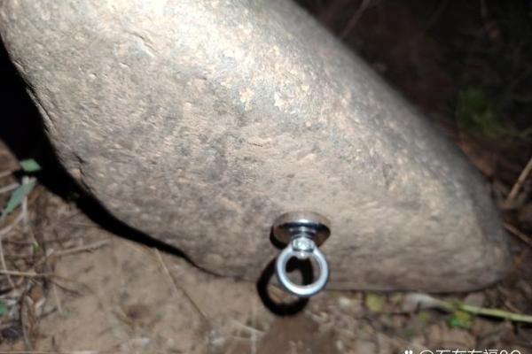 探秘男命的两个正印:命理中的神秘符号与人生启示 探秘男命的两个正印:命理中的神秘符号与人生启示