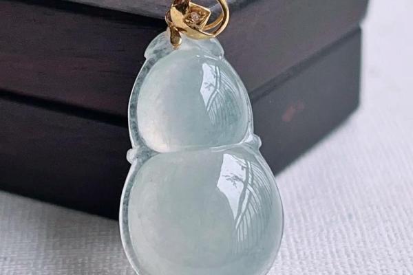 焕发能量,火命人如何选择佩戴葫芦的秘密 焕发能量,火命人如何选择佩戴葫芦的秘密