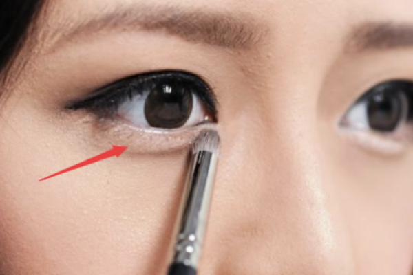 揭秘:男人酒窝的秘密与命运的微妙联系 揭秘:男人酒窝的秘密与命运的微妙联系