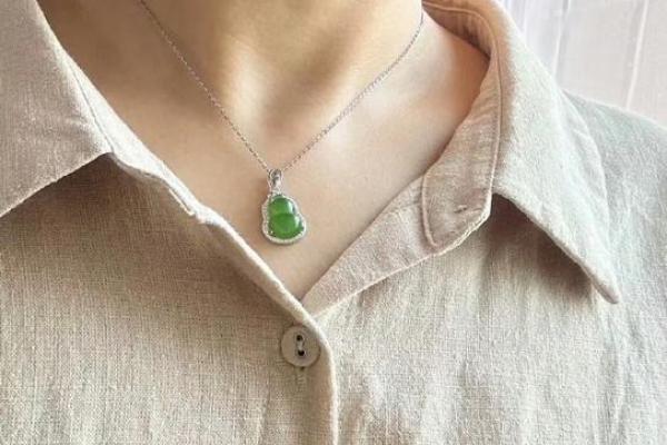 火命适合佩戴什么玉,助你增运添福! 火命适合佩戴什么玉,助你增运添福!