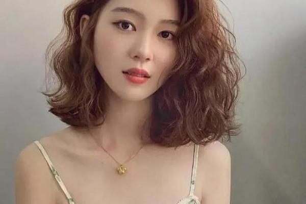 金命人最适合的配饰:让你焕发独特魅力的选择 金命人最适合的配饰:让你焕发独特魅力的选择