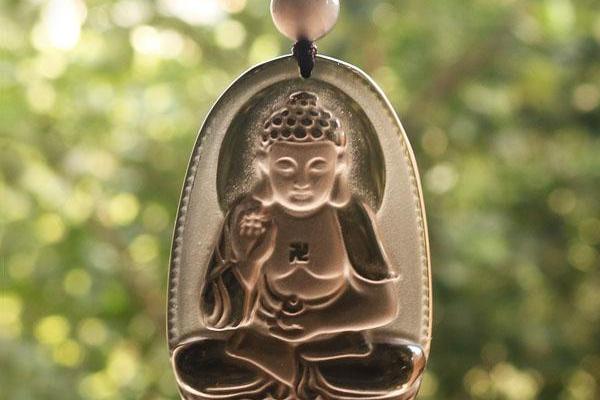 2019年属猪的命理解析：福气满满的幸运之旅