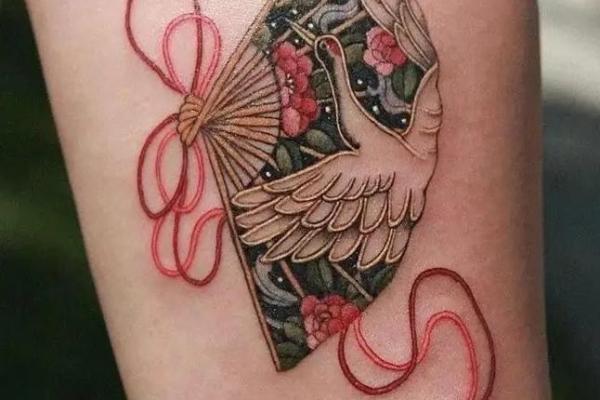 从火命到财富:适合的招财富纹身推荐与解析 从火命到财富:适合的招财富纹身推荐与解析