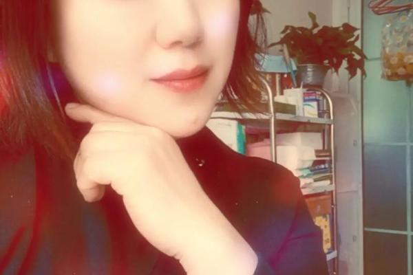 命格强硬的女子：如何掌握自己的命运，活出精彩人生！