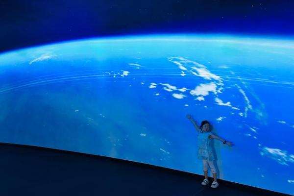 探索1984年的骨命：人生旅程中的能量与潜力