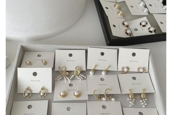 金命男适合佩戴的饰品与风水搭配解析 金命男适合佩戴的饰品与风水搭配解析