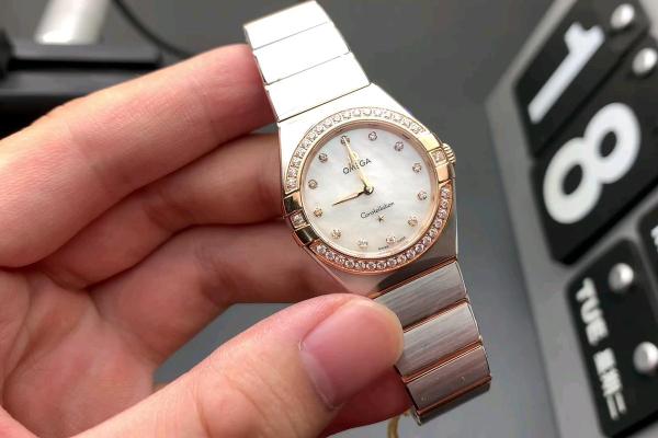 大海水命人士的手表选择：优雅与实用兼具的完美之选