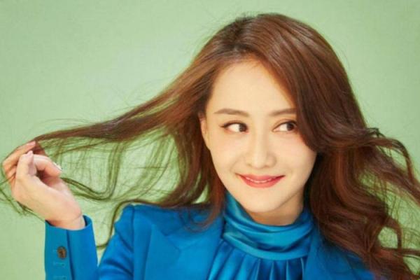 2019年出生女子的命理分析:追寻自我与命运的碰撞之旅 2019年出生女子的命理分析:追寻自我与命运的碰撞之旅