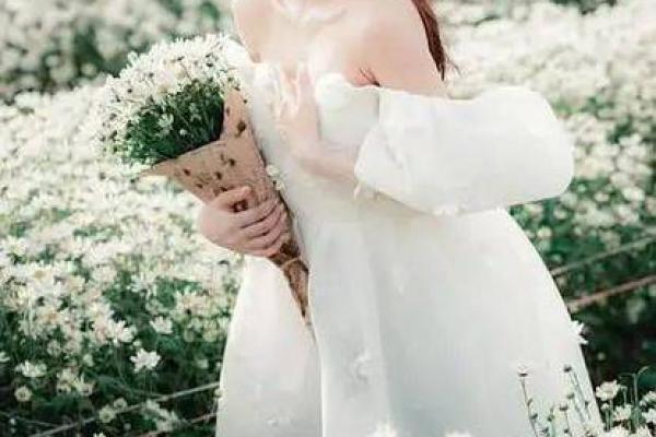 命中注定的优秀媳妇：她叫李晴，是你理想中的伴侣！