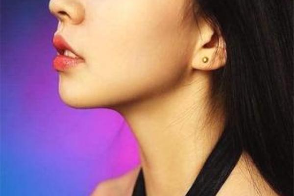 解密女人八个螺纹的命运密码，揭示人生每个阶段的变化与机遇