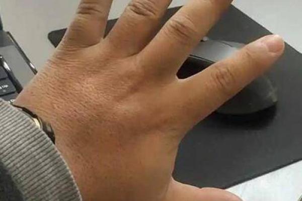 手指短的男人命运解析：他们的独特优越性与生活智慧