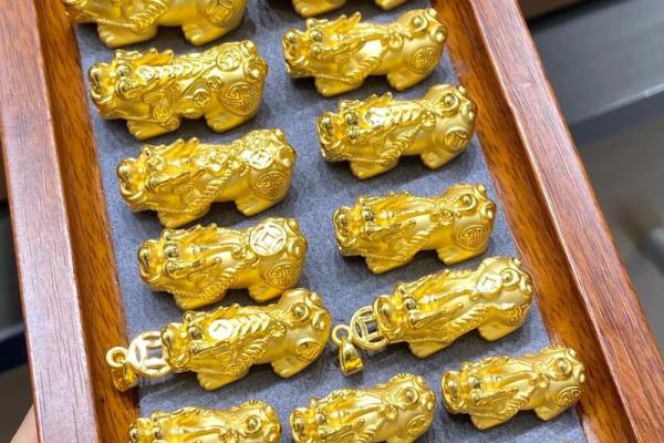 坤命女生如何选择招财饰品，助你财运亨通！