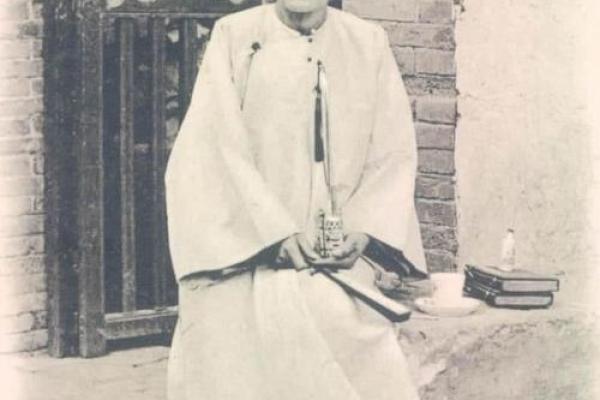 浩命夫人的珠子：神秘与力量的完美结合