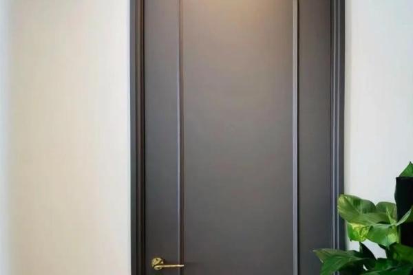 金命人如何选择合适的木门颜色，提升家居风水与运势
