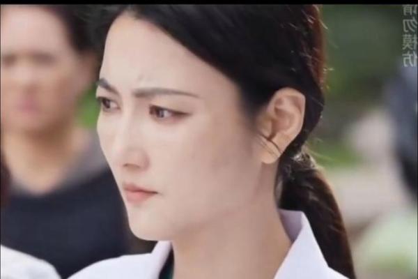 救我命的丫鬟：她的名字传递了怎样的故事与情感？