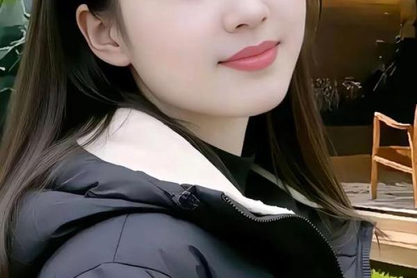 精巧鼻的女人：命运与魅力的交织探讨