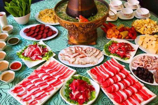 火锅与命理：什么命的人最适合享受火锅美食？