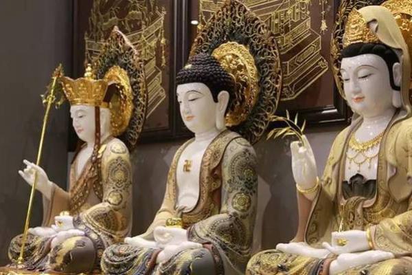 命硬女人该佩戴哪些饰品，才能化解煞气提升运势？