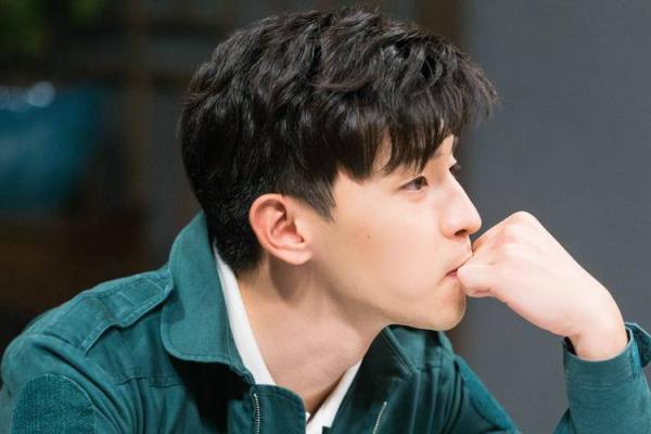 邓伦的生肖与命理:探寻这位明星背后的命运奥秘 邓伦的生肖与命理:探寻这位明星背后的命运奥秘