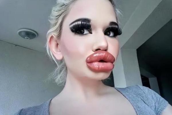 嘴唇厚上下不一,命运的秘密与人生启示 嘴唇厚上下不一,命运的秘密与人生启示