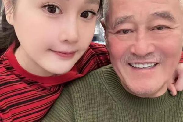 揭秘赵本山命格:从草根到传奇的背后故事 揭秘赵本山命格:从草根到传奇的背后故事