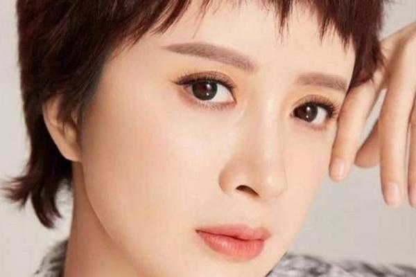 金巧巧:从银幕女神到“公主命”的人生传奇 金巧巧:从银幕女神到“公主命”的人生传奇