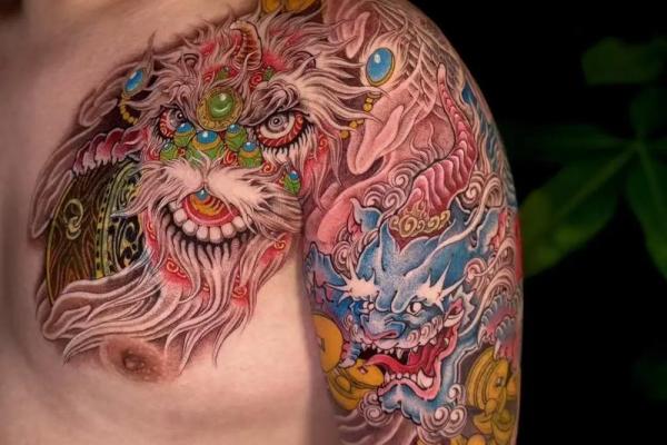 金命女性与纹身艺术：适合的纹身设计与寓意探讨