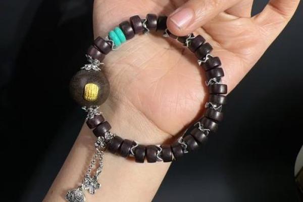 探寻木命之美:适合佩戴的珠子与能量体验 探寻木命之美:适合佩戴的珠子与能量体验