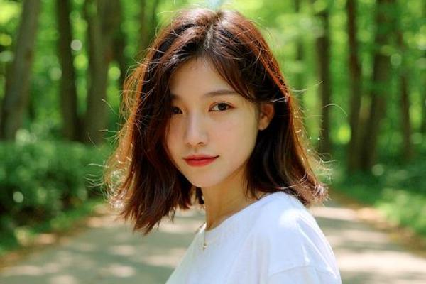 笑容如花,让人生精彩:浅谈甜美笑容的命运之路 笑容如花,让人生精彩:浅谈甜美笑容的命运之路