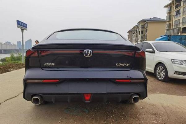 黑色车与命运:适合哪些命理的人? 黑色车与命运:适合哪些命理的人?