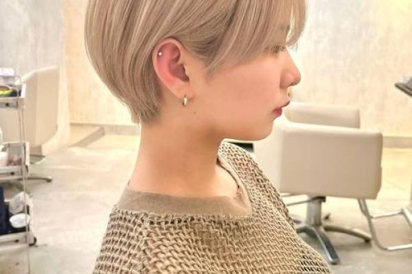 木命女生适合搭配什么样的短发？打造个性魅力造型！