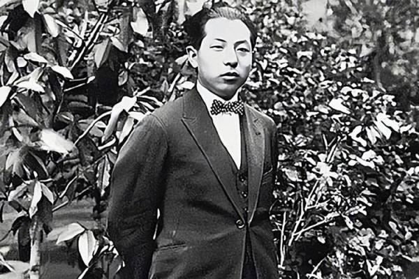 张作霖的命理揭秘：从命理看张学良的传奇人生